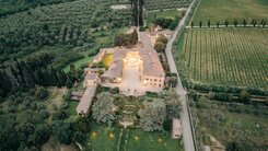 Aerial view of a wedding venue in the Chianti hills