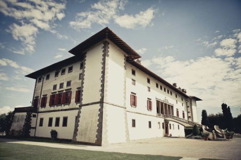 VI04 villa close to Florence, civil ceremony venue, photo 1