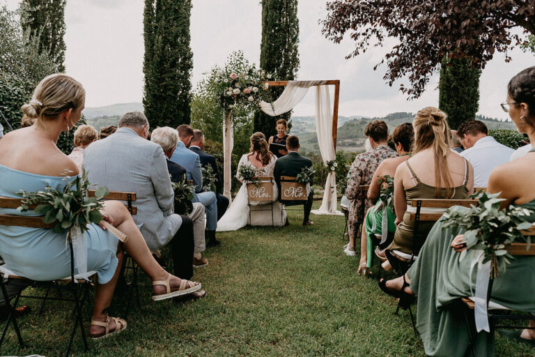 Symbolic wedding ceremony in Tuscany, photo 12